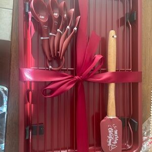 QVC Xmas gift set baking sheet with accessories. NWT.